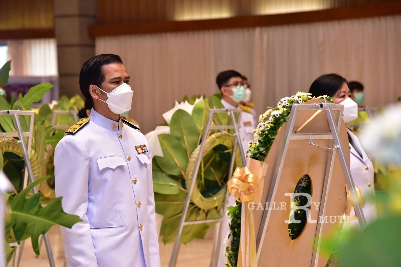 20211013 laying-a-wreath-043.JPG